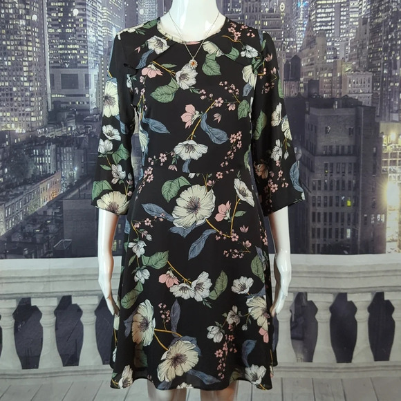 Red herring sz 8 Lined 1/2 Sleeve Floral A-Line Dress with Back Cut Out - Picture 1 of 9